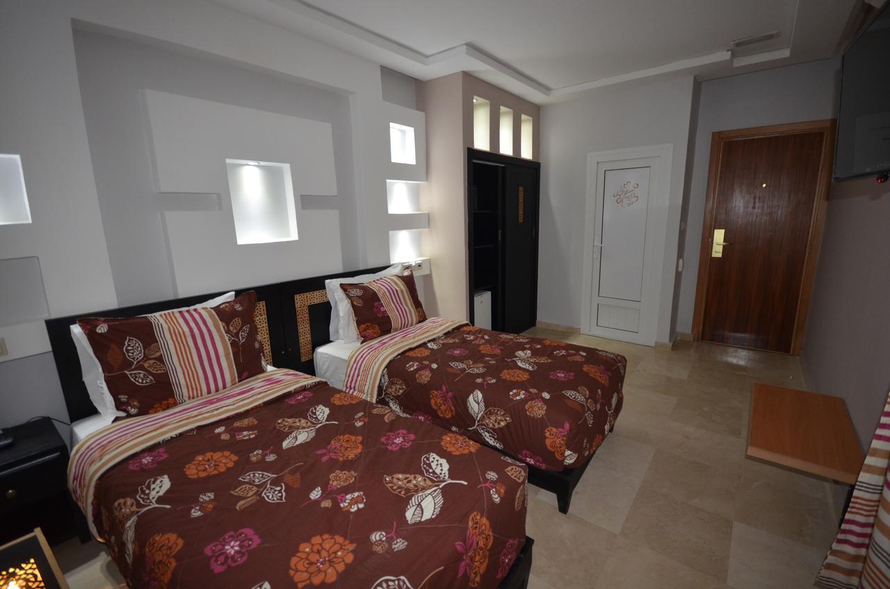Hotel-Cafe-Restaurant Pyramides, Taza Εξωτερικό φωτογραφία