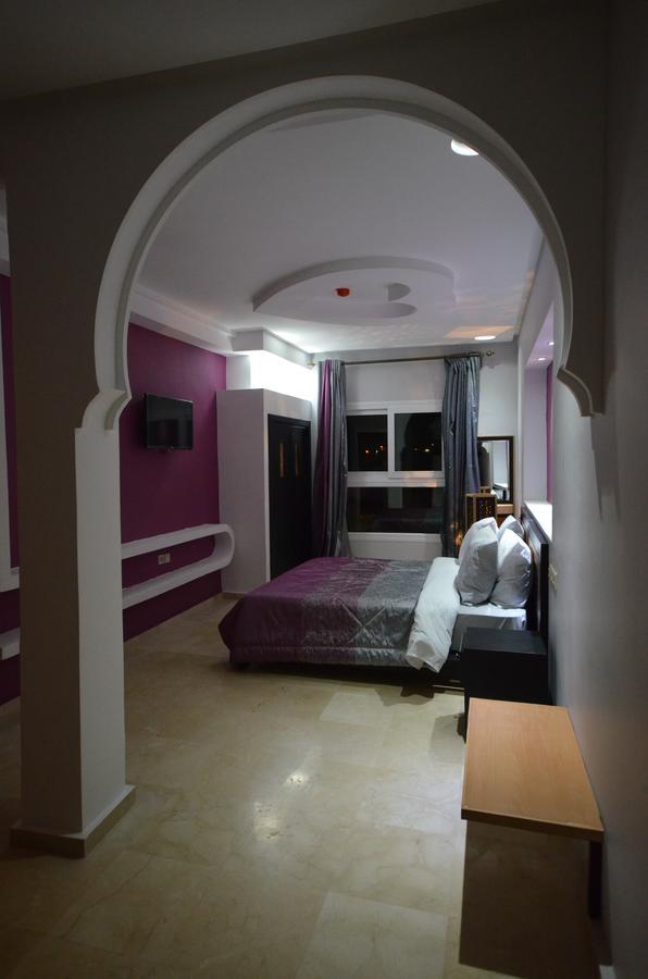 Hotel-Cafe-Restaurant Pyramides, Taza Εξωτερικό φωτογραφία